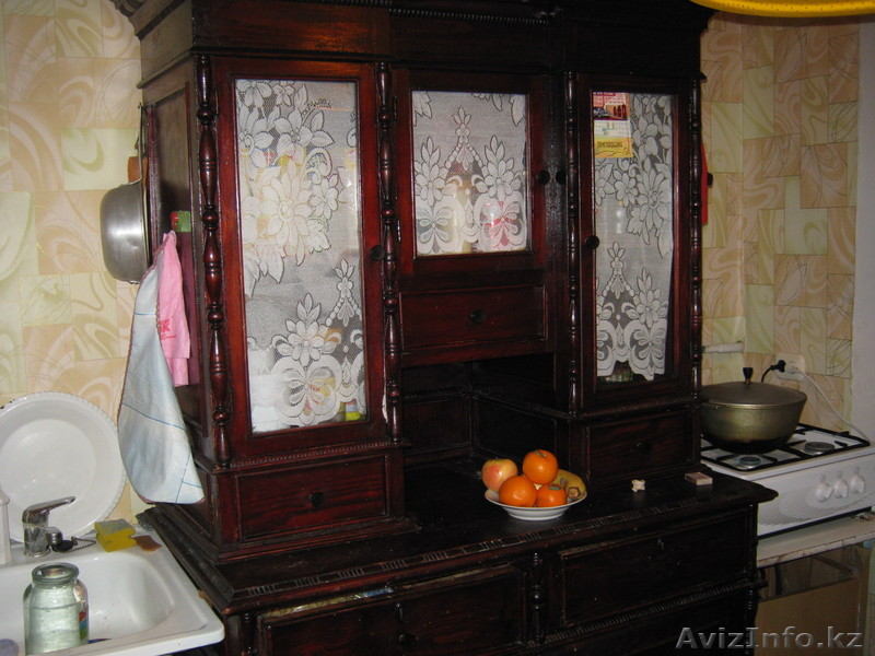 Буфет старинный . - Изображение #1, Объявление #585022