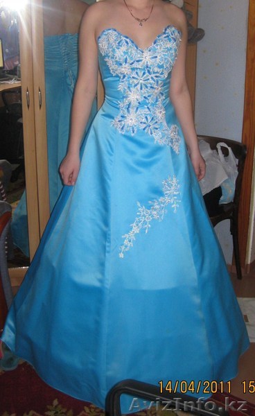 Выпускное платье,голубого цвета, б/у в отличном состоянии - Изображение #1, Объявление #650711