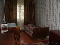 Продается 3-х комн. квартира в центре Караганды. НЕДОРОГО! - Изображение #2, Объявление #934883