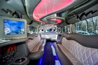 Единственный и эксклюзивный лимузин Cadillac Escalade в Караганде  - Изображение #7, Объявление #1262294