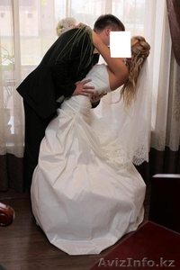 Свадебное платье цвета айвори, фирма WHITE ONE, коллекция 2012 - Изображение #2, Объявление #798537