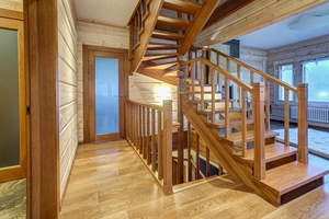 Монтаж деревянных лестниц в домах от ТОО "УютСтройКараганда" - Изображение #2, Объявление #1654456