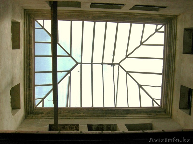 Продам старинный 4-х этажный особняк в Испании - Изображение #3, Объявление #339175