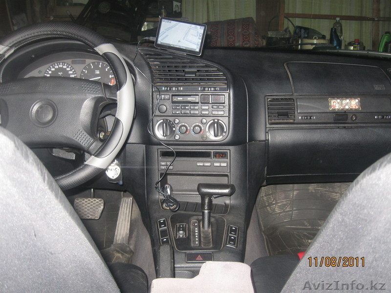 Продаю авто BMW-320i 1994г.в.срочно - Изображение #7, Объявление #352319