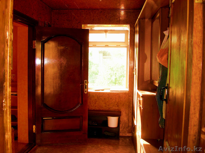 Большой добротный 4-х ком дом. Авторынок(Аэропорт).ул. Бензинная - Изображение #10, Объявление #1125116