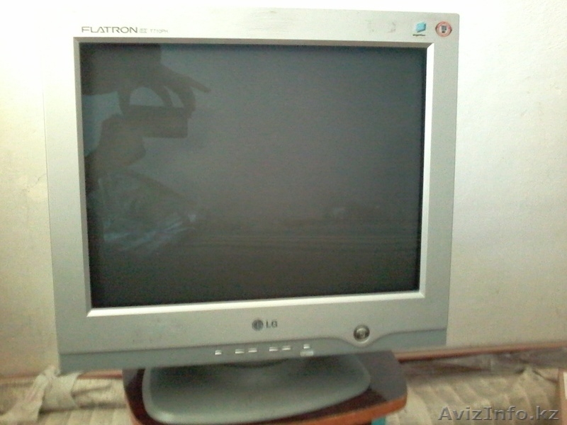 Продам монитор LG не ЖК  - Изображение #1, Объявление #1158542