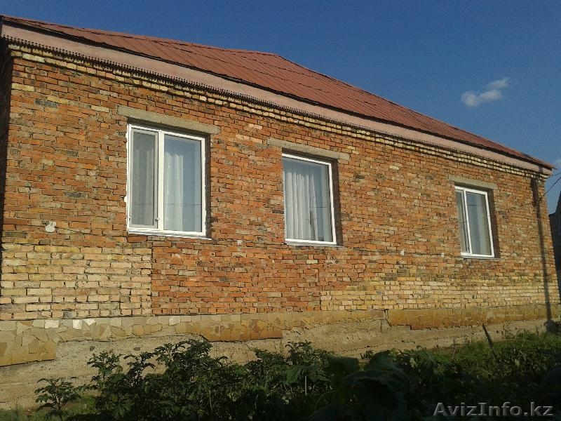 продаю дом или меняю на две квартиры - Изображение #1, Объявление #1129448