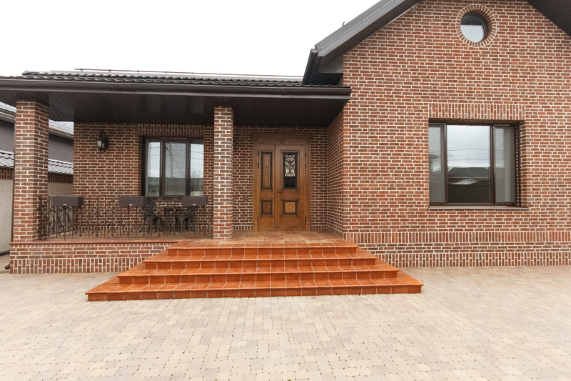 Отделка фасадов кирпичом от УютСтройКараганда - Изображение #2, Объявление #1659388